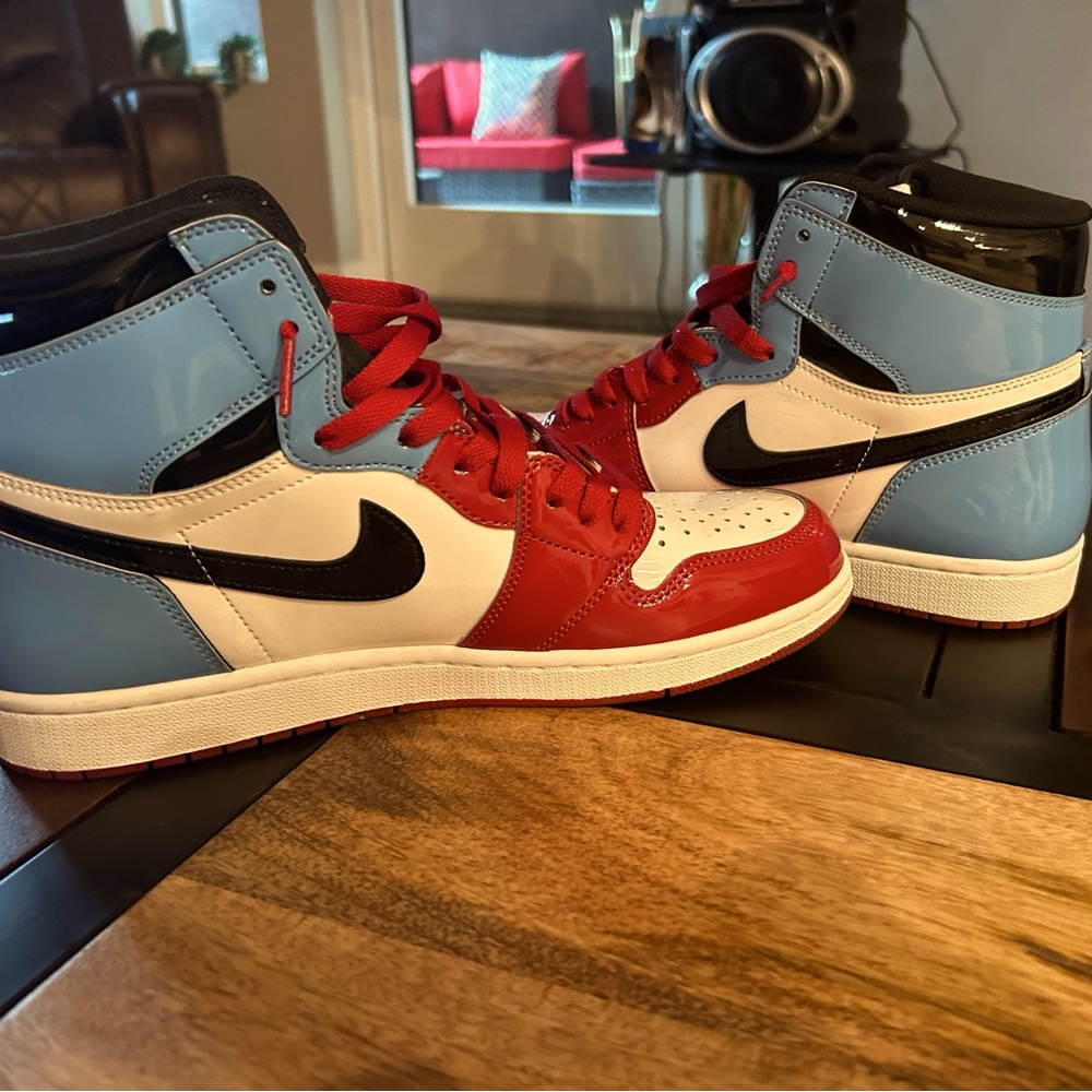 Only worn once. Size 10. Still in the box